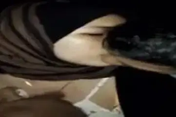 Jilbab Ketangkap Basah Main di Semak Semak 1